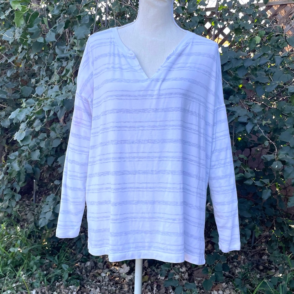 Cabi ATC Habit Tee Striped V-neck Drop Shoulder Long Sleeve Size Small